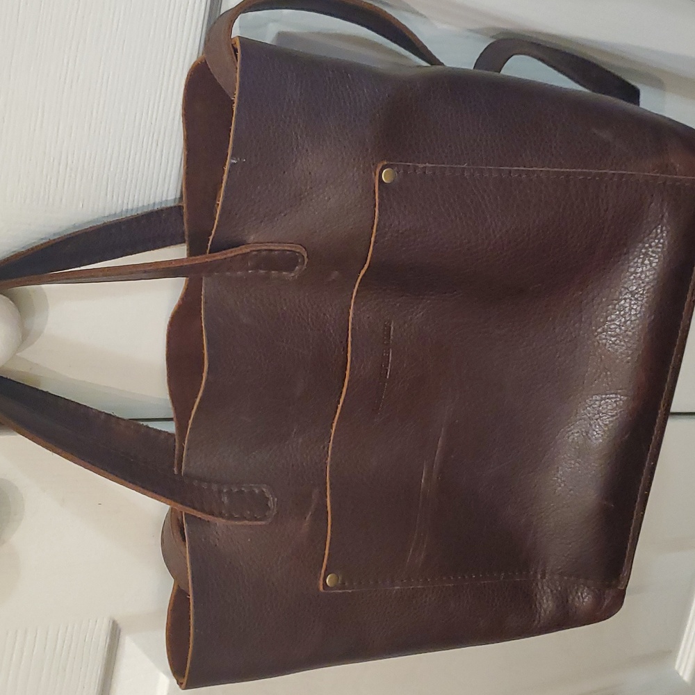 Portland Leather Brown Bag with Embossed Detailing